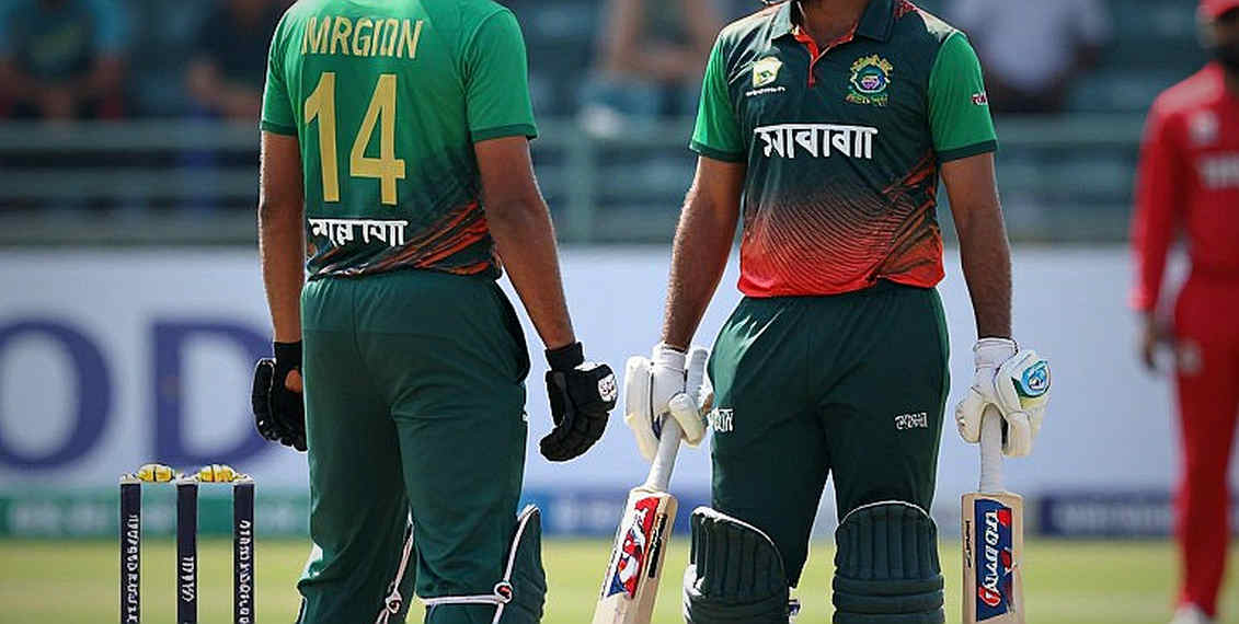 নিলামের ২৭ কোটি বনাম স্টেডিয়ামের খালি সিট: ক্রিকেট-বিশ্বের দুই খাতার হিসাব